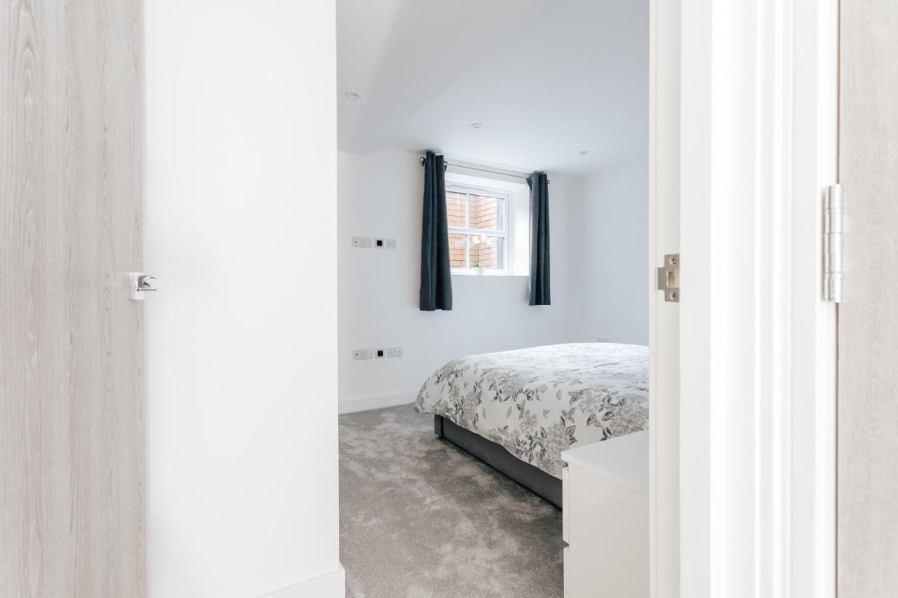 Contemporary Two Bedroom Duplex - Secluded Residence With Parking In A Prime Central Location Bournemouth Ngoại thất bức ảnh