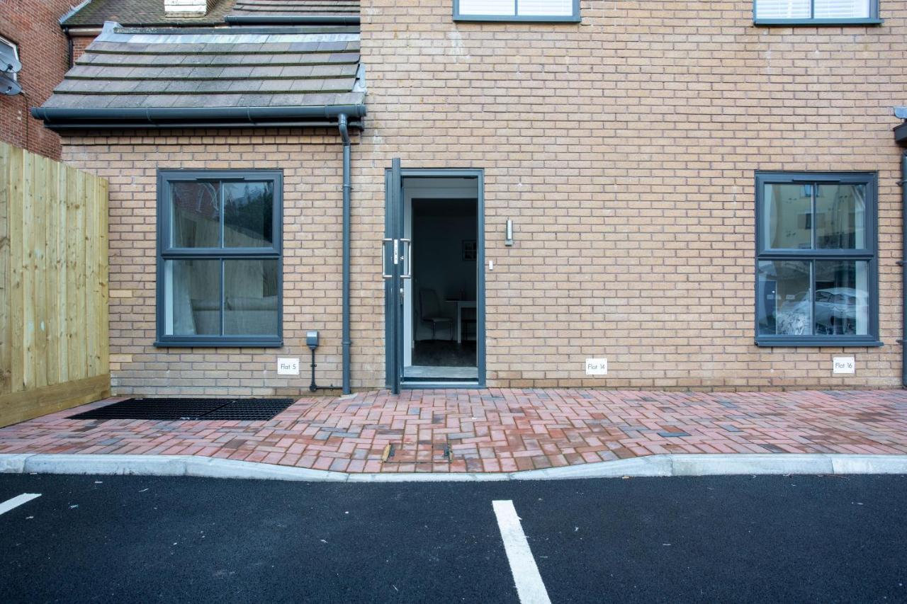 Contemporary Two Bedroom Duplex - Secluded Residence With Parking In A Prime Central Location Bournemouth Ngoại thất bức ảnh